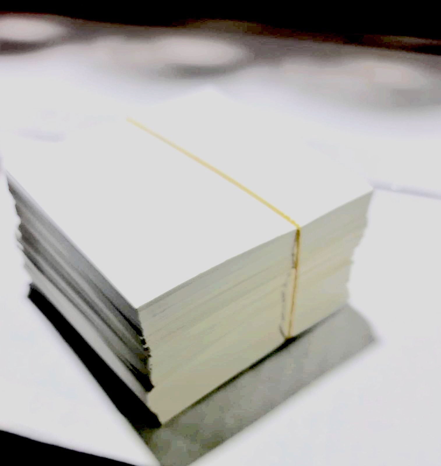 קוביית ממו לבן עבה במיוחד