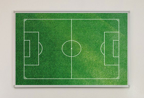 לוח טקטי איכותי מחיק ומגנטי לאימון, דגם כדורגל דשא