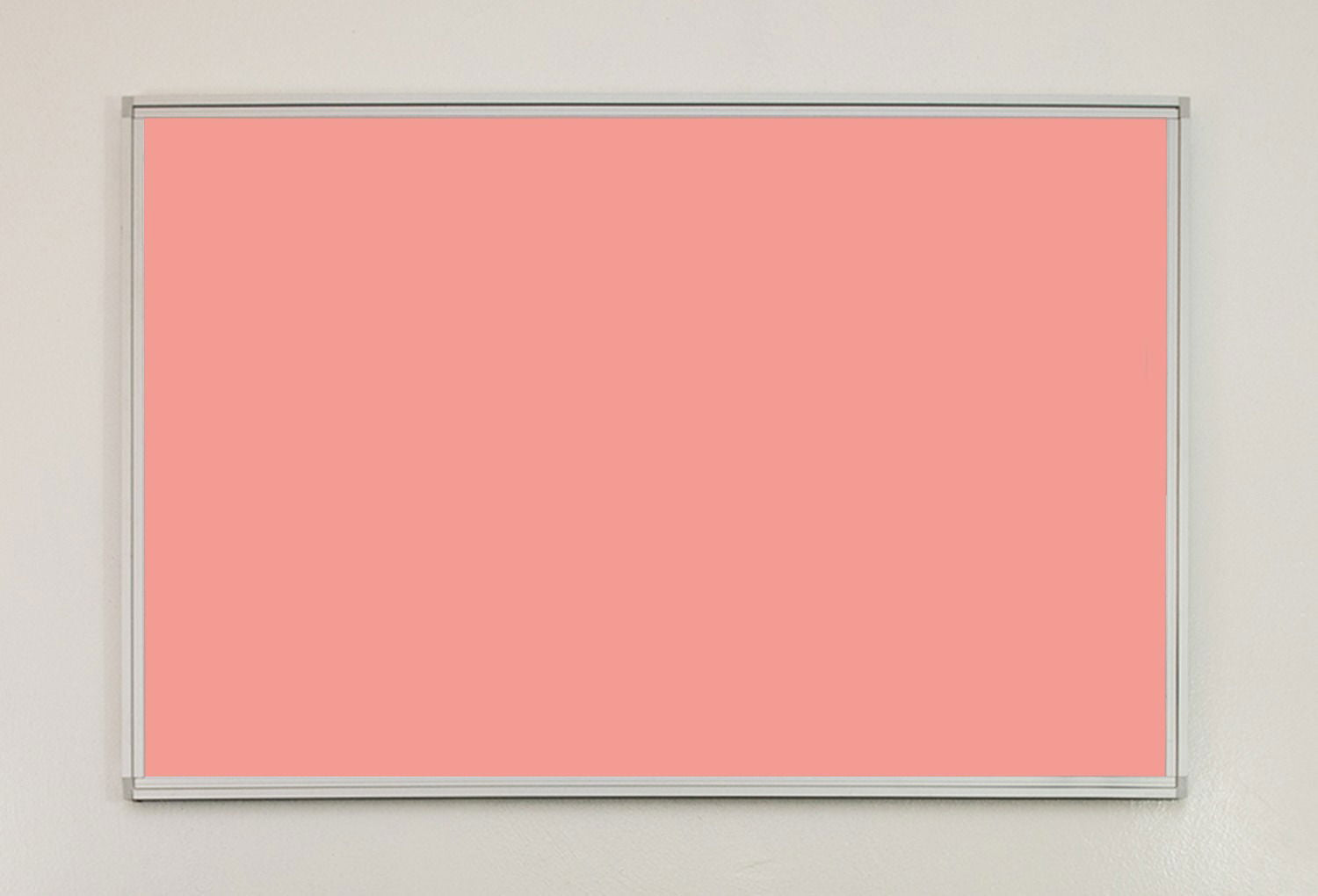 לוח איכותי עם מסגרת אלומיניום מחיק ומגנטי בגווני פסטל