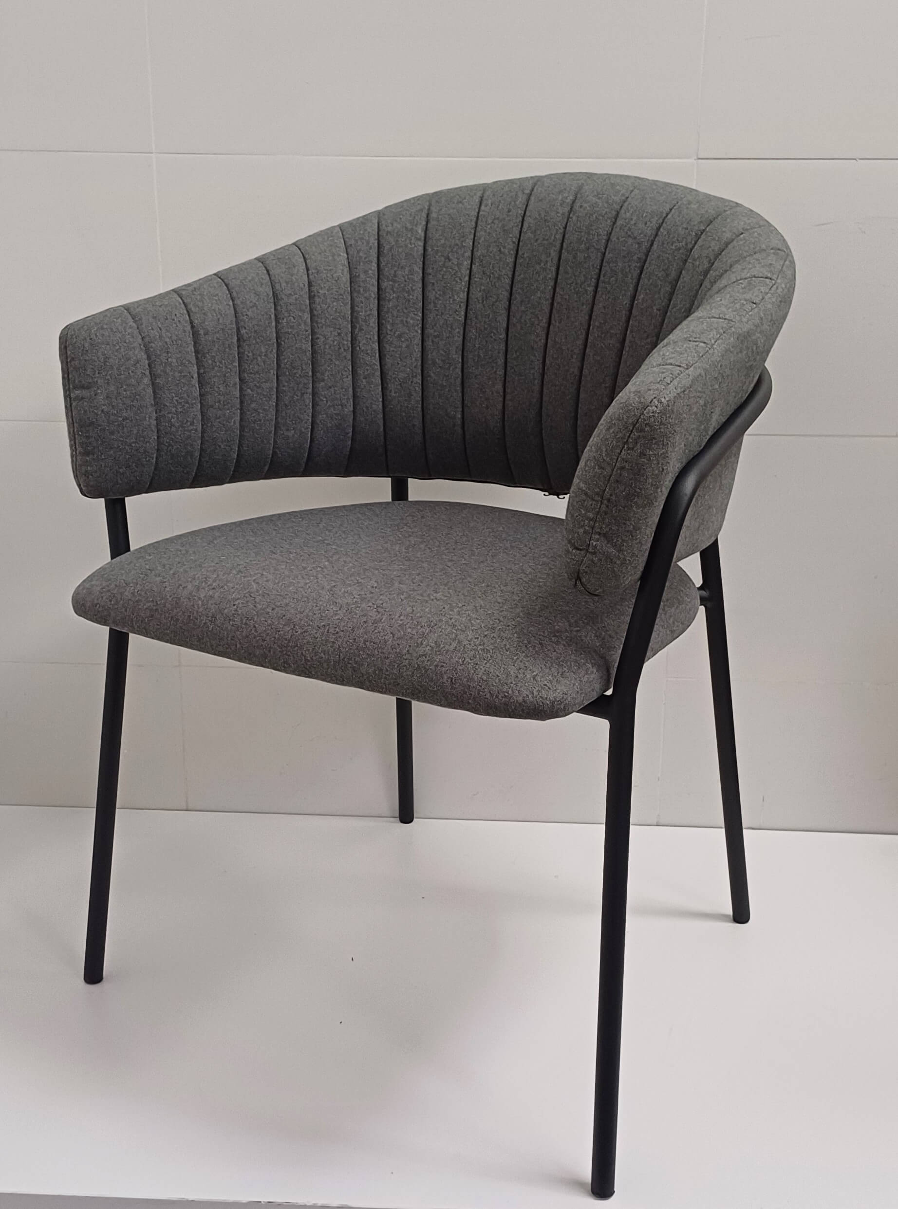 כיסא אורח קפרי