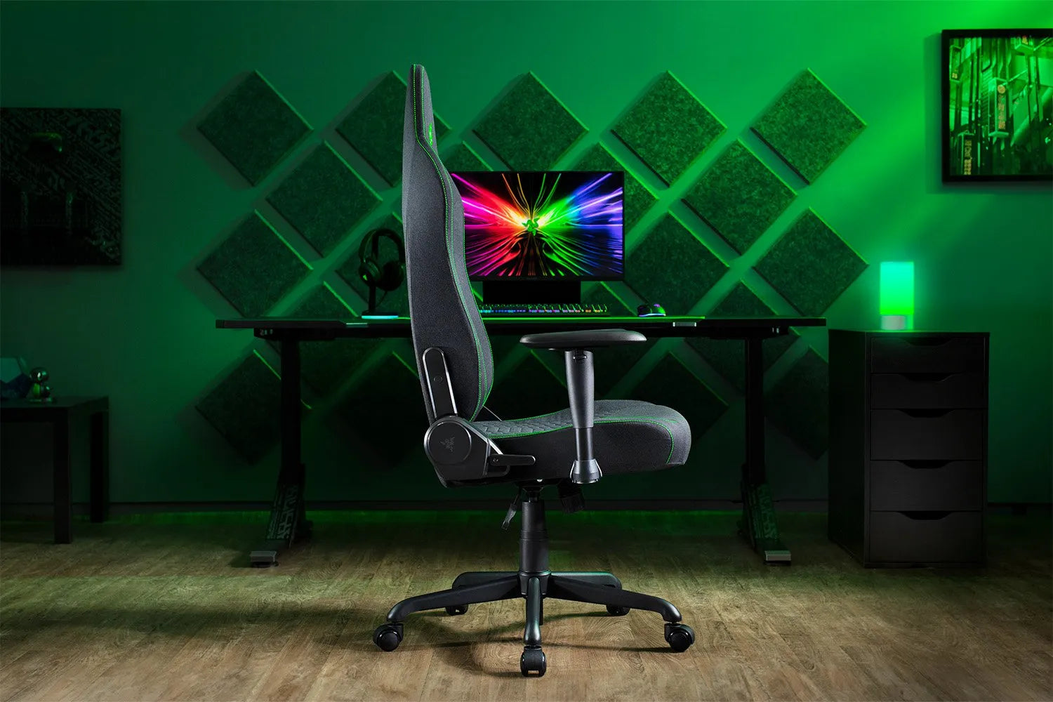 כיסא גיימינג דגם Iskur V2 X NewGen בצבע שחור ירוק מבית Razer